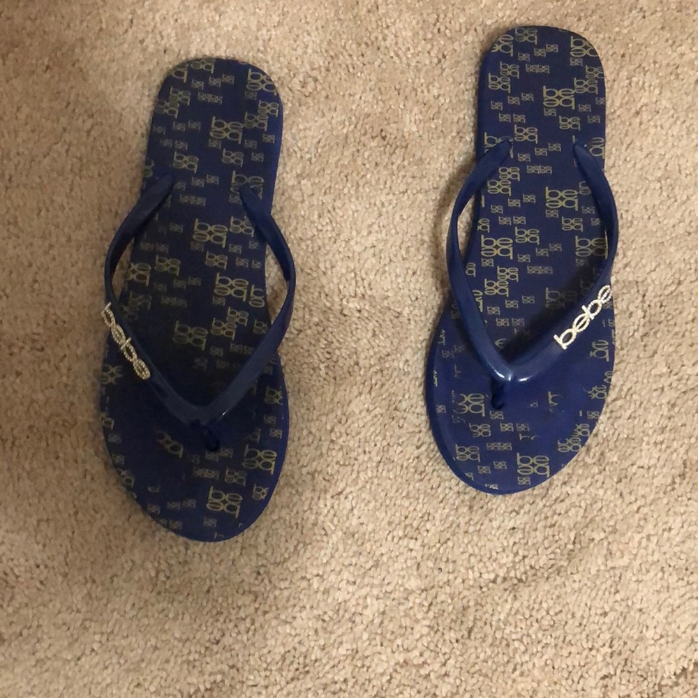 BEBE flip flops